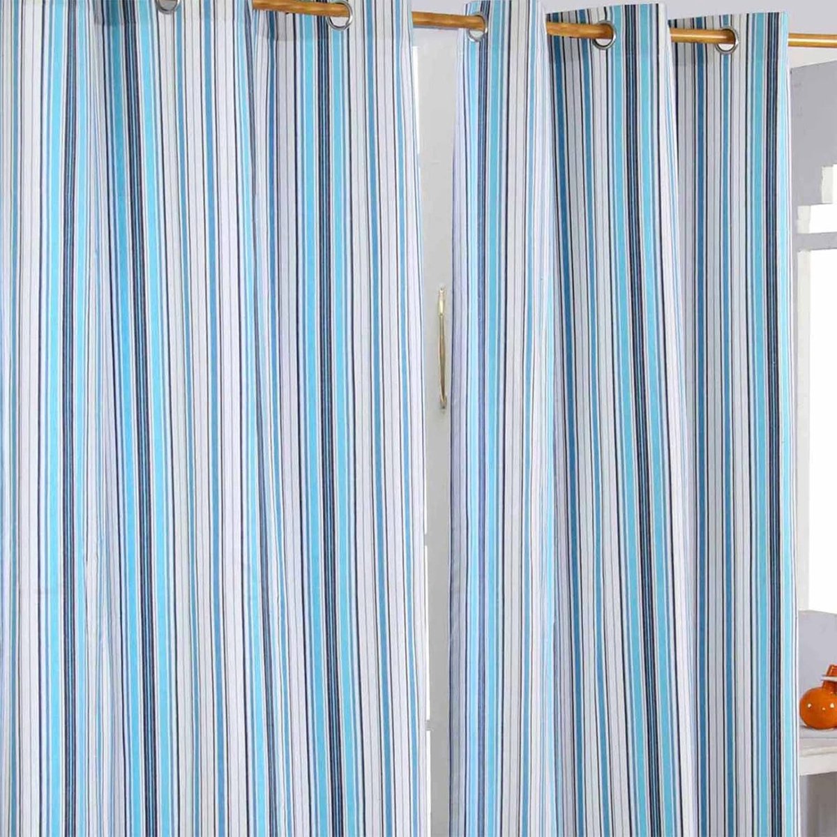 Homescapes New England gordijnen met oogjes, set van 2, 100% katoen, 137 x 117 cm Blauw