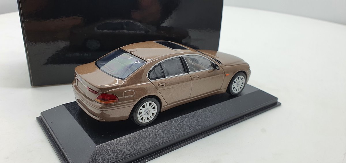 Minichamps BMW 7-Series 1:43 2001 Bruin Metallic - Modelauto