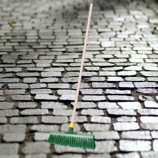 Straatbezem IVAR voor bestratingen en vlonders - Harde bezemkop van 40 cm breed - Houten steel van 140 cm van IVAR — afbeelding 2