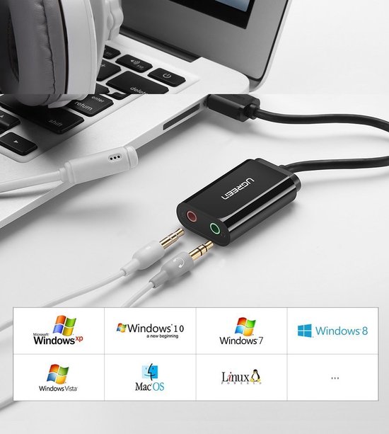 Een zwarte Ugreen geluidskaart adapter aangesloten op een laptop. Inclusief koptelefoon en microfoon met Windows en Mac compatibiliteit.