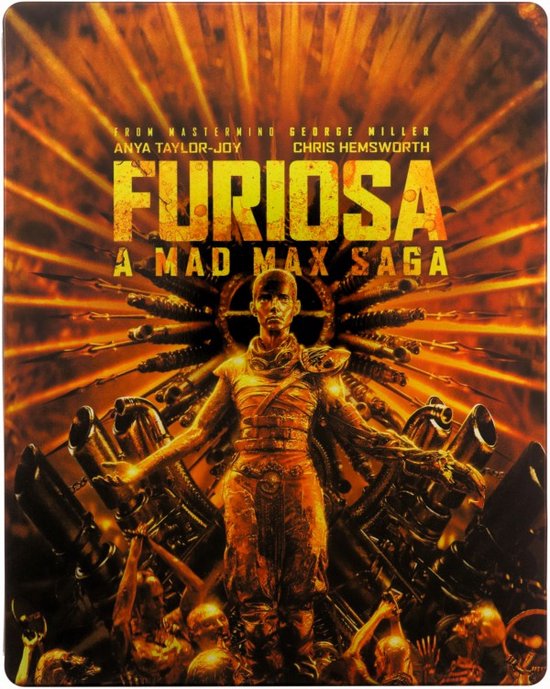 De cover van Furiosa: A Mad Max Saga toont Anya Taylor-Joy als Furiosa met wapens en andere personages op de achtergrond.