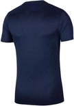 Donkerblauw sportshirt van Nike, achterkant zichtbaar. Het shirt heeft een subtiel mesh-patroon.
