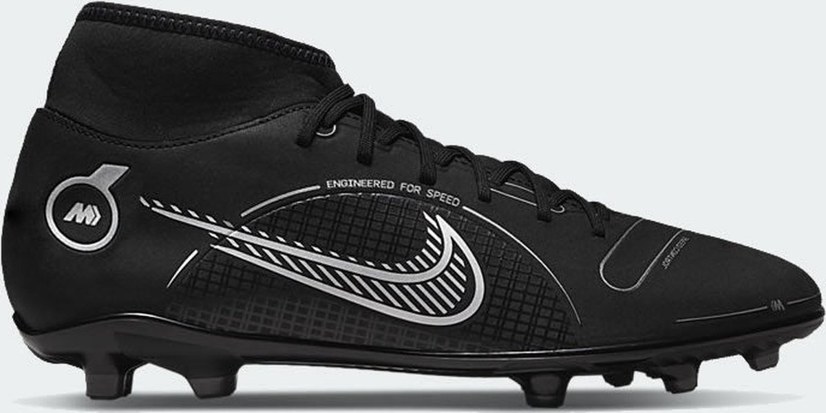 Zwarte Nike Superfly 8 club FG/MG voetbalschoenen voor mannen, maat 43, met een gestroomlijnd ontwerp en gripnoppen.