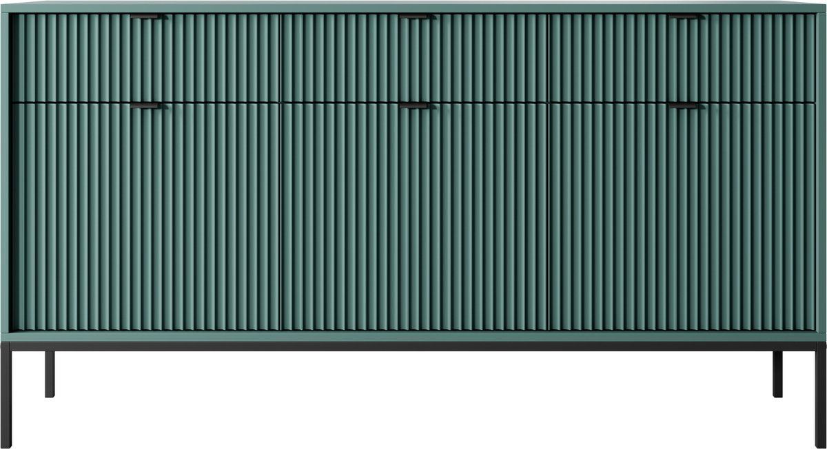 Selsey Vellore - driedeurs commode 154 cm - groen met geribbelde fronten, zwarte handgrepen en frame