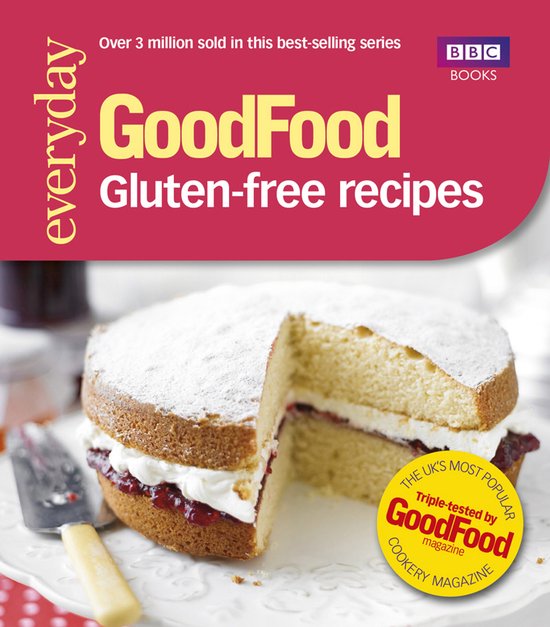 Good Food Gluten-free Recipes: een victoria sponge cake met jam en slagroom, bestrooid met poedersuiker.