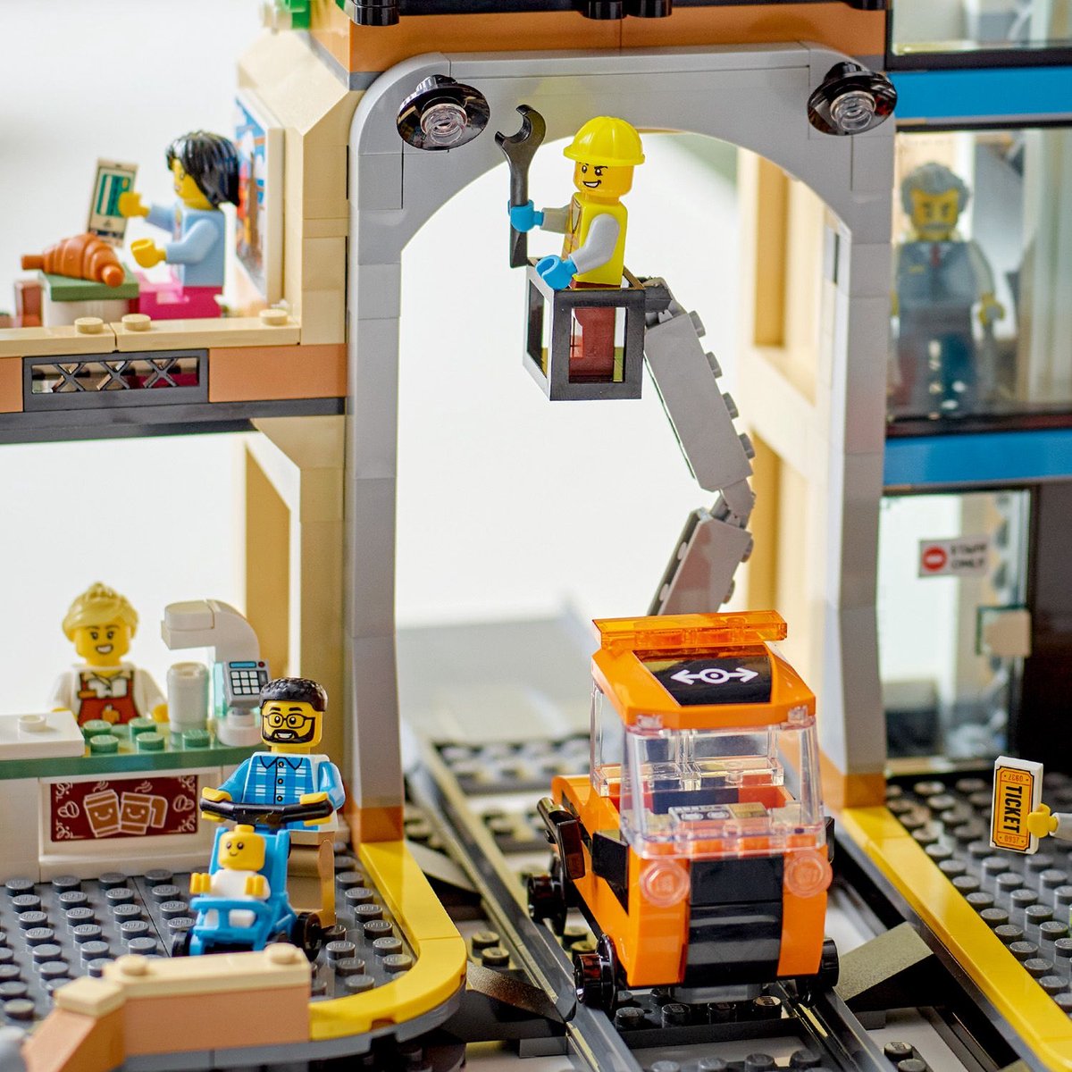 LEGO® City Centraal Station, Bouwspeelgoedset - 60469 — afbeelding 6