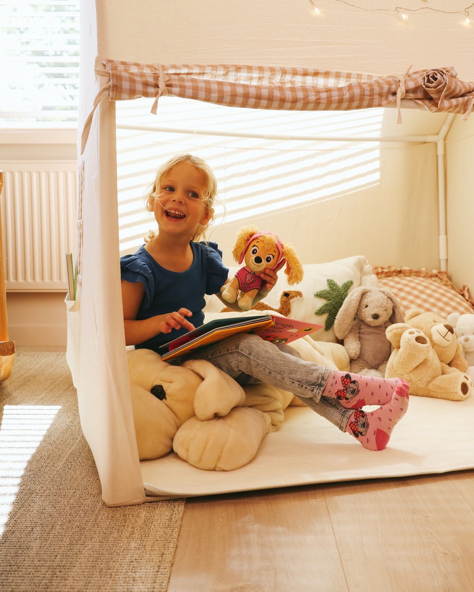 NOVOB® Speeltent - Kinder tent Jongens & Meisjes - Speelhuis voor Binnen - Kinderspeelgoed 3 t/m 8 jaar- Incl. Zachte Mat met Verlichting, 2 Vlaggetjes & Opbergvakken - Beige/Bruin — afbeelding 12