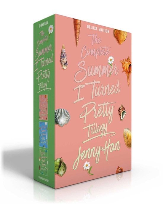 Coffret de la trilogie complète 'The Summer I Turned Pretty' de Jenny Han en édition de luxe, avec des coquillages et des marguerites sur une couverture rose.