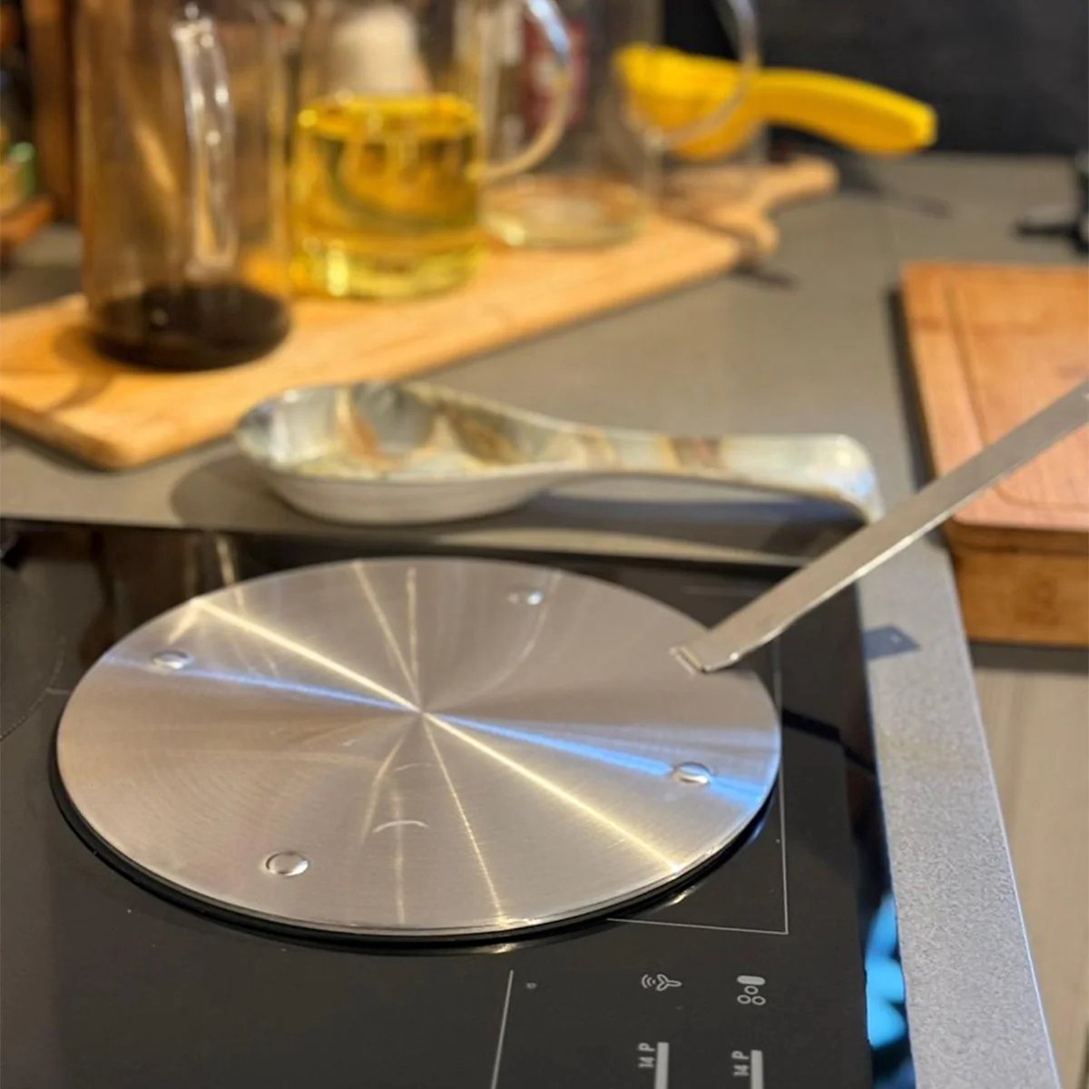 Kadirelli Inductie Adapterplaat - 16cm - Met Afneembaar Handvat - Geschikt voor Alle Pannen