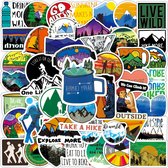 Autocollants de voyage - 100 pièces - Autocollants de Camping - Autocollants pour ordinateur portable - Autocollants adhésifs - Autocollants Adultes - Autocollants Enfants - PVC - 4-7 cm - Pour ordinateur portable, scrapbooking et agenda