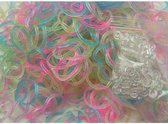 Weefstiekjes glitter (mix kleuren) - 600 stuks + 24 clips