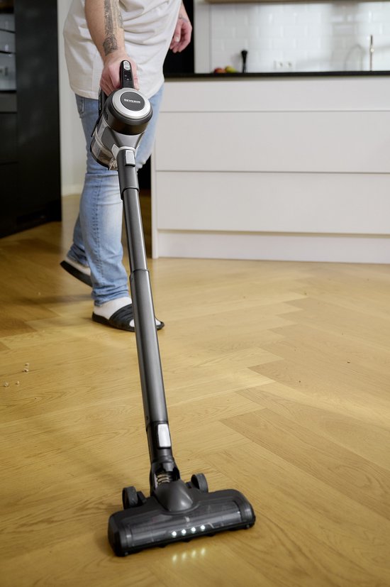 Severin HV 7155 - Aspirateur à main et balai sans fil 2 en 1 avec position de stationnement - 21,6 V