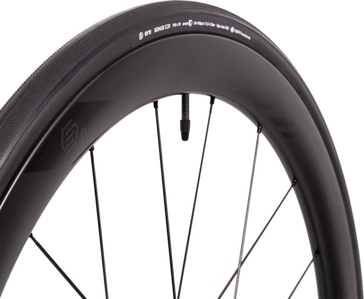 Ere Research Genus Pro CCR Fietsband 28 inch - Opvouwbare draadband - 700 x 26C - 26-622 - Armis 1 - Zwart