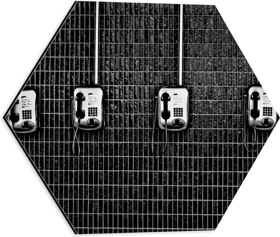 Dibond Hexagon - Rij Ouderwetse Vaste Telefoonaansluitingen (Zwart-wit) - 40x34.8 cm Foto op Hexagon (Met Ophangsysteem)