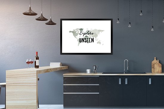Wereldkaart de l'aquarelle grise avec la citation Explorez l'invisible dessus 90x60 cm