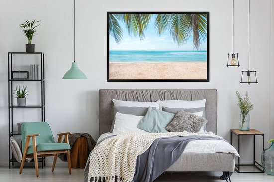 Photo encadrée - Feuilles de palmier suspendues au dessus du cadre photo plage noir sans passe partout 120x80 cm - Affiche encadrée (Décoration murale salon / chambre) / Mer et plage