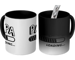Magic Mok - 275 ML - Koffiebeker - Mokken - Koffiemok - Koffietassen - Geschenk voor hem - Goedkope kadootjes - Koffietas Peter - Papa loading - Wit - Quote - Theemok groot - Theemokken Vader - Thee mok Papa - Thee tas - Vaderdag cadeau - Aanpakken
