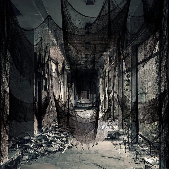 Halloween Decoratie - Creepy Zwart Doek - 200x200cm - Halloween Versiering