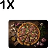 BWK Luxe Placemat - Heerlijke Traditionele Pizza met Knoflook en Ui - Set van 1 Placemats - 35x25 cm - 2 mm dik Vinyl - Anti Slip - Afneembaar