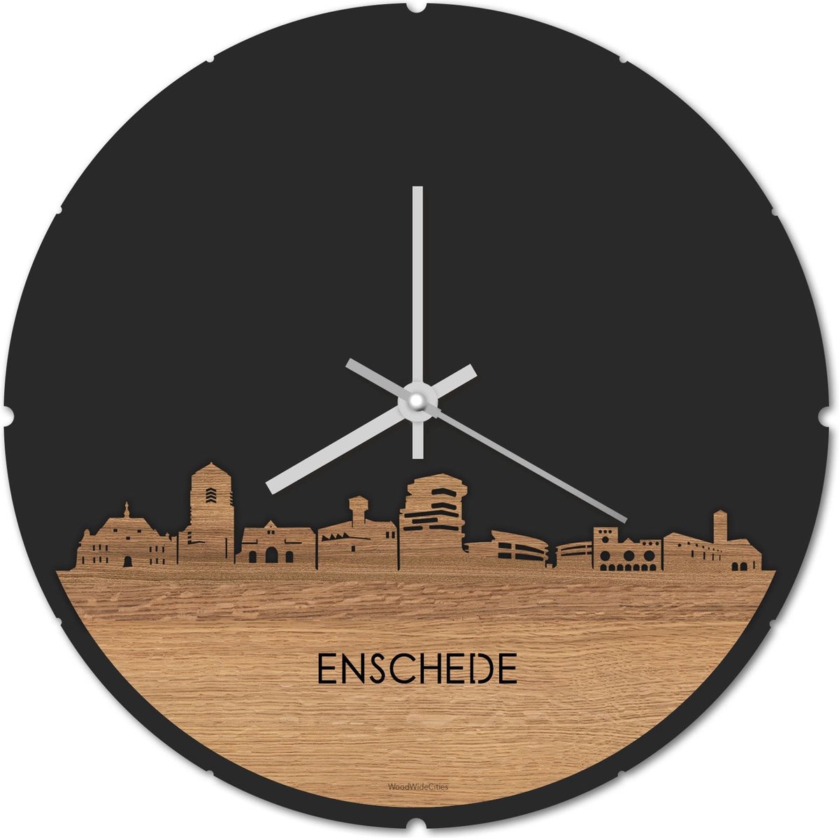 Skyline Klok Rond Enschede Eikenhout - Ø 44 cm - Stil uurwerk - Wanddecoratie - Meer steden beschikbaar - Woonkamer idee - Woondecoratie - City Art - Steden kunst - Cadeau voor hem - Cadeau voor haar - Jubileum - Trouwerij - Housewarming -