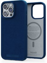 Njord Collections Suede Comfort+ Telefoonhoesje - Geschikt voor iPhone 15 Pro Max - Gereycled / Duurzaam materiaal - 2M valbescherming - Mag compatibel – Blauw