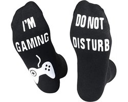 Winkrs - Game sokken zwart - met witte antislip opdruk "Do not disturb, I'm gaming" - Grappig cadeau voor gamers