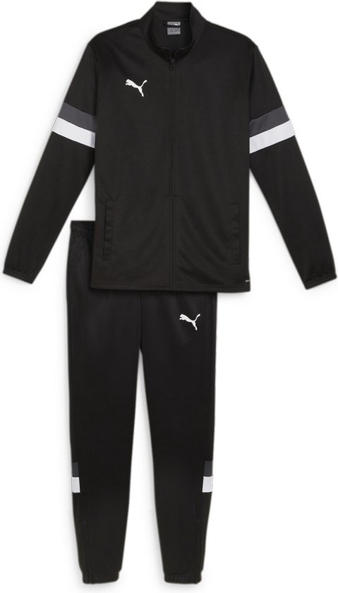 Zwart PUMA trainingspak met witte en grijze strepen op de mouwen en broekspijpen. PUMA logo's op jas en broek.