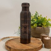 Puur koperen waterfles gegraveerde zon antique ± 950 ml (zware uitvoering) 310 gram