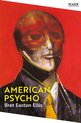 Boek kaft van American Psycho met op de voorgrond een geschilderd, gekleurd gezicht en de tekst 'AMERICAN PSYCHO Bret Easton Ellis'.