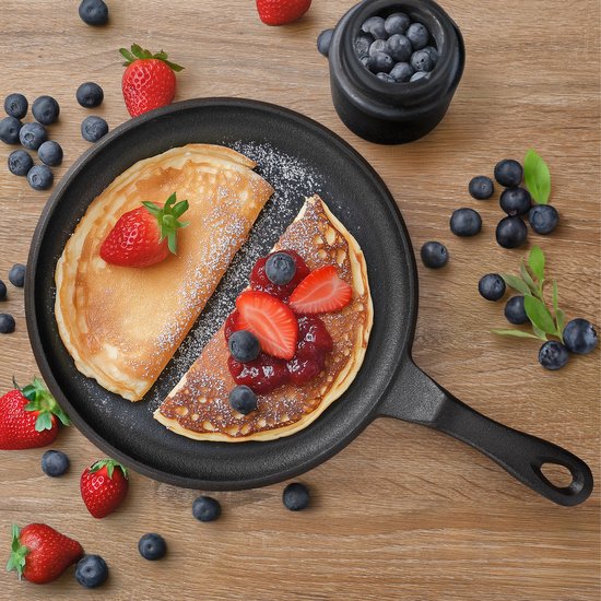 Foto: Navaris gietijzeren koekenpan pannenkoekenpan ronde skillet geschikt voor alle warmtebronnen 25 cm pancake pan ovenbestendig tot 260 c