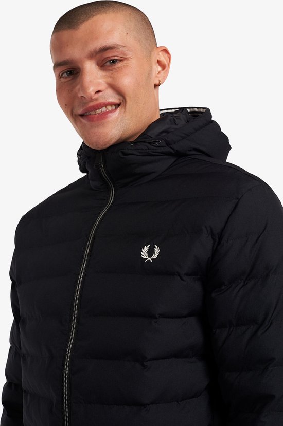 Fred Perry Hooded Insulated Jacket Black bol