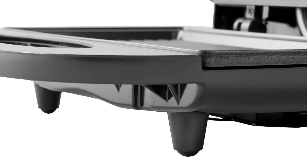 Tomado TGS2000B - Tosti ijzer - Grill apparaat - Tosti apparaat - PFAS vrij – Sandwich maker - 21,5 x 12 cm - 750 watt – Zwart — cadeau in Kookcadeaus - foto 8