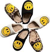 Smiley sloffen panter – unisex pantoffels Smiley – Smiley slippers tijger - sloffen – zachte pantoffels – gekke sloffen – sloffen dames & heren – panter - cadeau - maat 37/38