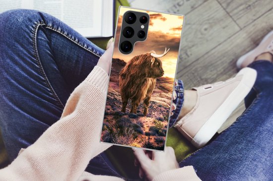 Coque Samsung Galaxy S22 Ultra - Highlander écossais - Horizon - Paysage - Coque en Siliconen téléphone -