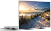 Laptop sticker - 17.3 inch - Zonsondergang - Strand - Duin - Gras - Bank - 40x30cm - Laptopstickers - Laptop skin - Cover