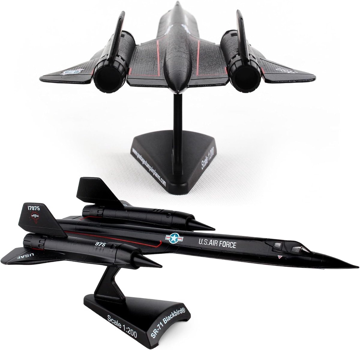 SR-71 Blackbird metaalspuitgietmodel – replica van een strategisch verkenningsvliegtuig op schaal 1:200 met tentoonstellingsstandaard, zeer gedetailleerd, 15,8 cm lengte x 8,1 cm spanwijdte