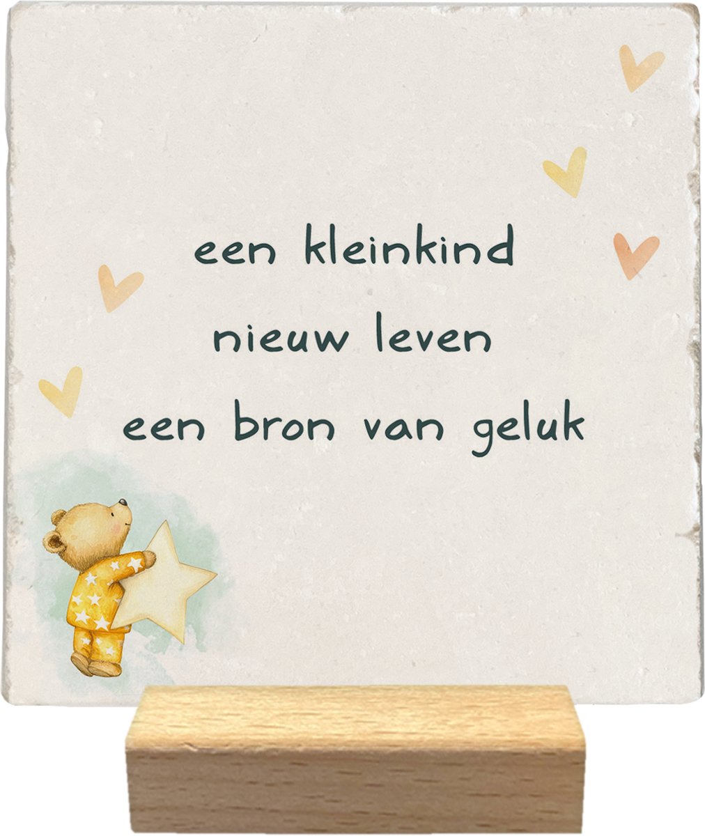 Artige Decoratie tegel met tekst - Een kleinkind - natuursteen - 10x10 cm - inclusief houder geel