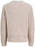 Beige gebreide trui met ronde hals en geribbelde textuur.