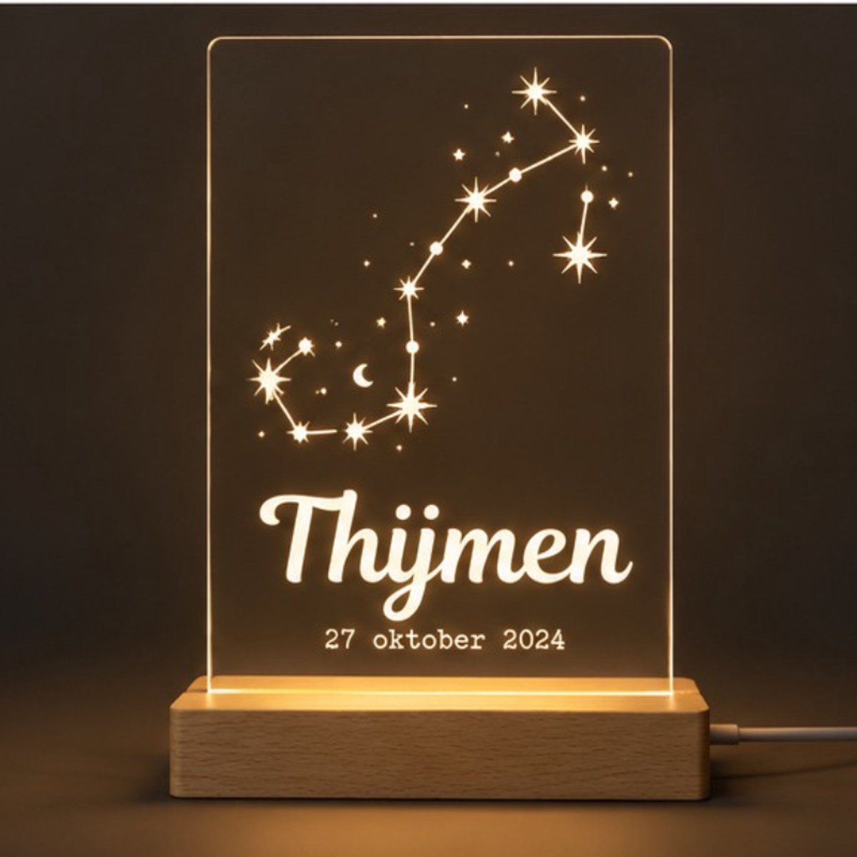 Gepersonaliseerd Sterrenbeeld Schorpioen Lampje met Naam en Datum - LED Nachtlampje Babykamer - Kraamcadeau Baby - geboortecadeau