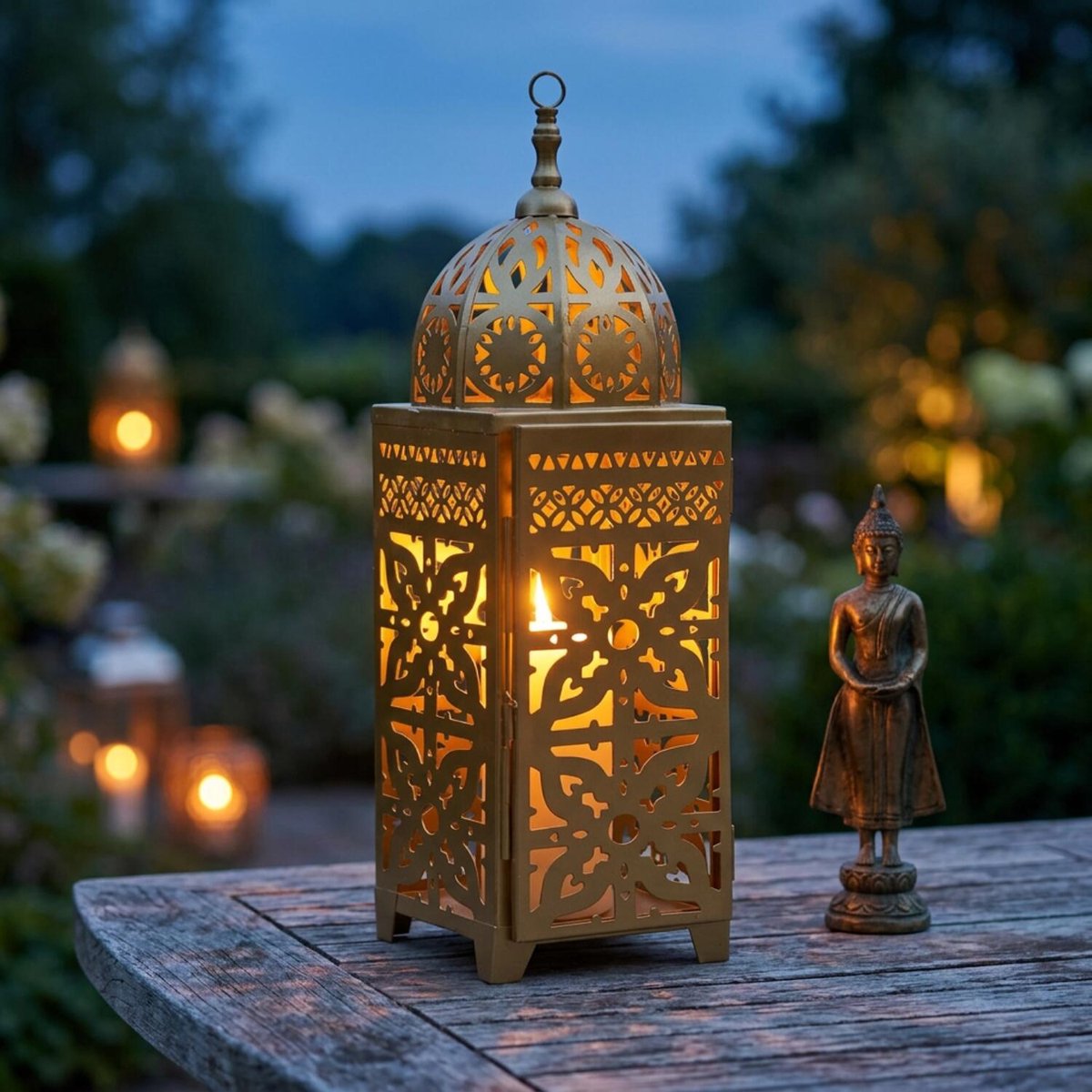 Home & Styling Windlicht Lantaarn - Oosters - Arabische sfeer - goud - 12 x 38 cm - metaal - voor een waxinelichtje Goudkleurig