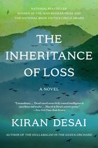 Boekcover "The Inheritance of Loss" met tekst en een abstracte achtergrond van bergen en vogels.