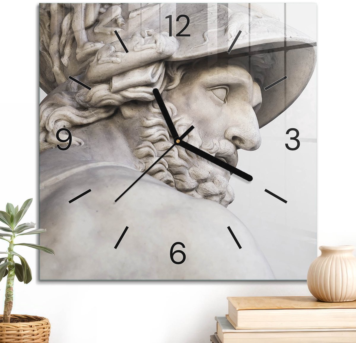 ArtPrintCave Wit Glazen Klok - 30x30 cm - Wandklok Vierkant - Oude Beeldhouwwerken Stille Wandklok - Mensen Wandklok Keuken - Zwarte Klokwijzers