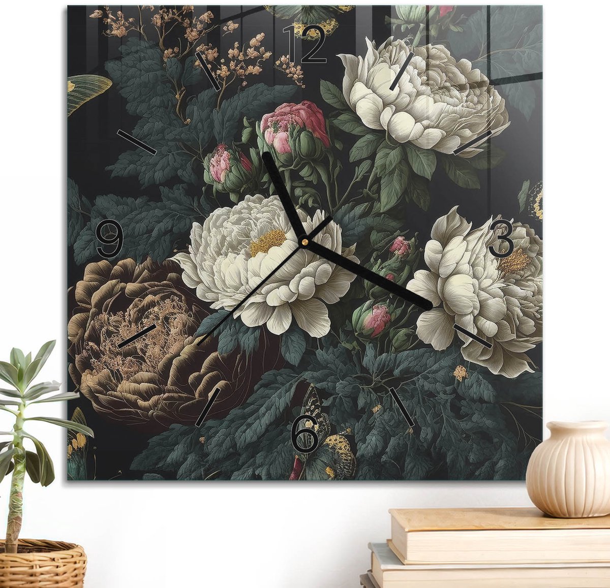 ArtPrintCave Groene Glazen Klok - 30x30 cm - Wandklok Vierkant - Bloemen En Vlinders Unieke Klok - Natuur Stille Wandklok - Zwarte Klokwijzers