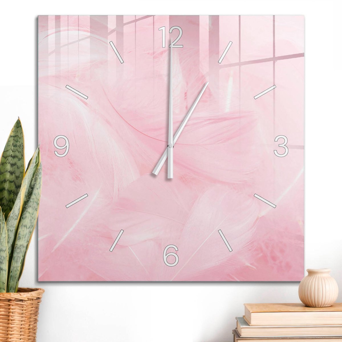 ArtPrintCave Roze Glazen Klok - 60x60 cm - Wandklok Vierkant - Roze Veren Unieke Klok - Achtergronden En Patronen Stille Wandklok - Witte Klokwijzers