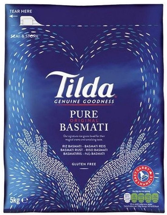 Blauwe zak Tilda Pure Original Basmati rijst van 5 kg met hartvormig rijstkorrelpatroon en sluitstrip.