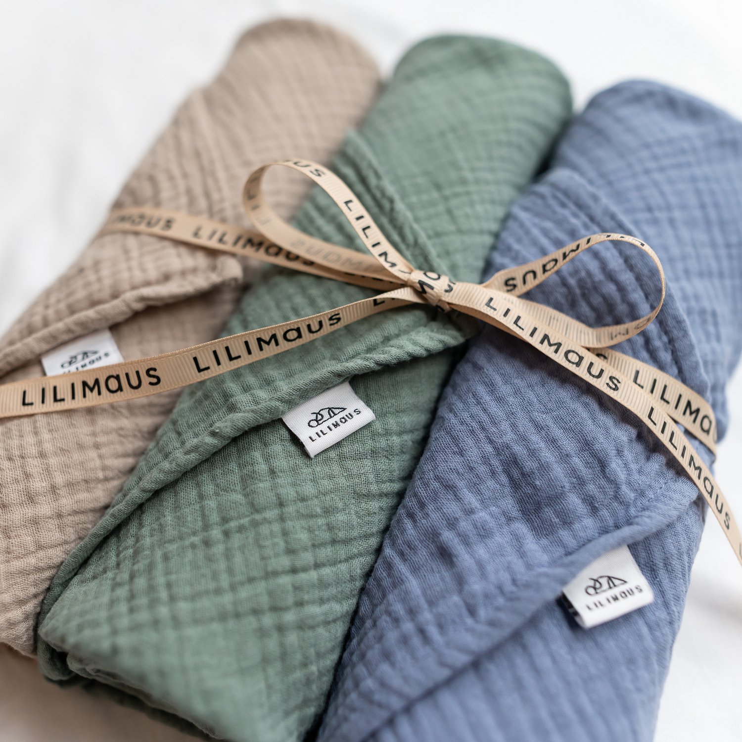 LILIMAUS Hydrofiele doeken 65 x 65 cm - set van 3 spuugdoekjes - beige, blauw en groen