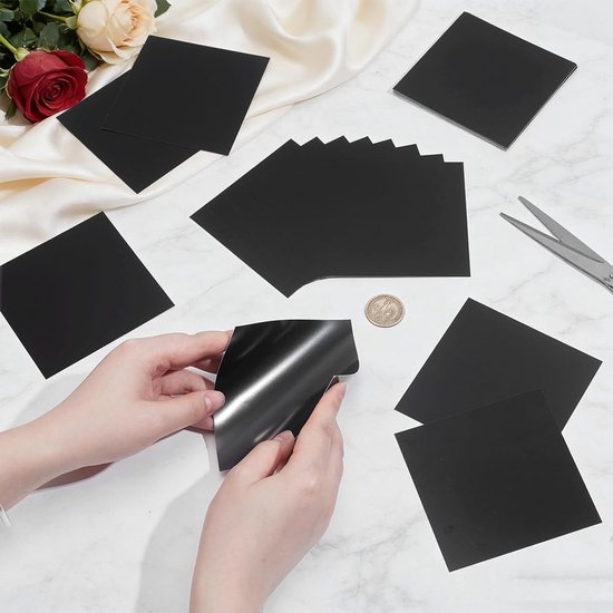24 Stuks Laser Graveerpapier, Dubbelzijdig Dimmen, Testpapier voor Markeer- en Snijmachines, 10x10x0.2mm, Zwart — afbeelding 2