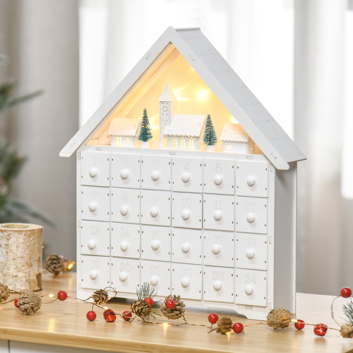 TEKROA® Houten adventskalender - met 24 lades – Kerstdorp-design met bomen en verlichting - 39x9x42 cm - wit