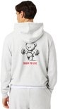 Achterkant van een lichtgrijze hoodie met opdruk van een beer die een halter heft en tekst 'TRAIN TO LIVE'.