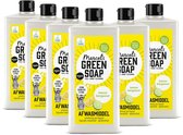 Zes witte flessen afwasmiddel op een rij. De etiketten zijn geel met "Marcel's Green Soap" en "lemon bergamot".